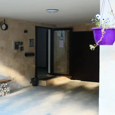 Nikol Deluxe Daire